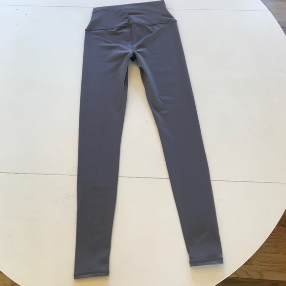 ALO HIGH-WAIST AIRBRUSH LEGGING - Picture 6 of 9